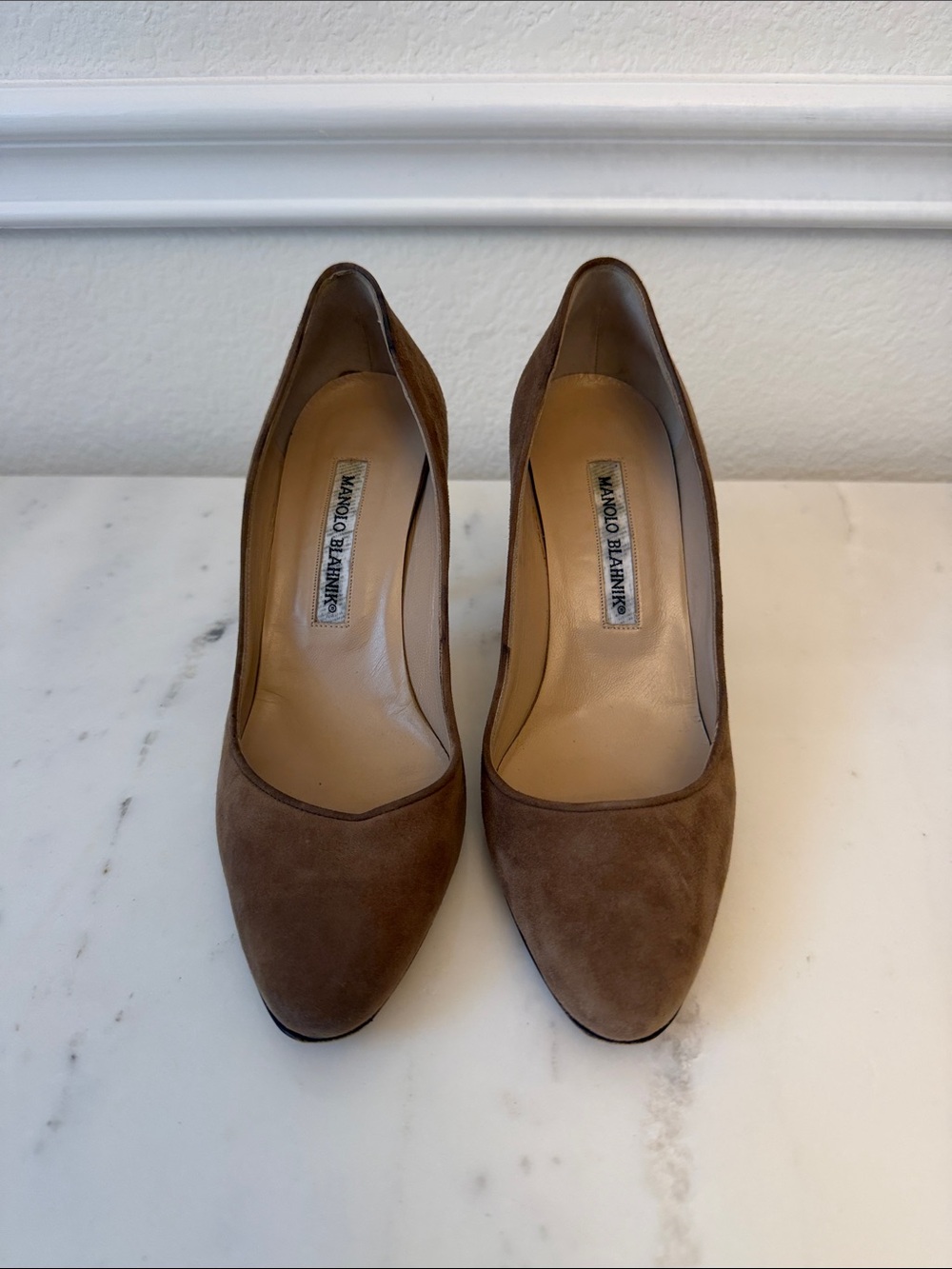 Manolo Blahnik Brown Suede Pointed-Toe Pump